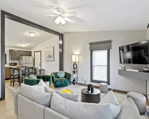 Perfect Large Group Getaway Near Grand Park, Ruoff Music Center Hotels in Westfield