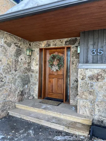 Above it All - Highest rental house on the hill! Отели рядом с достопримечательностью «Аспен Сноумасс Ски Резорт»