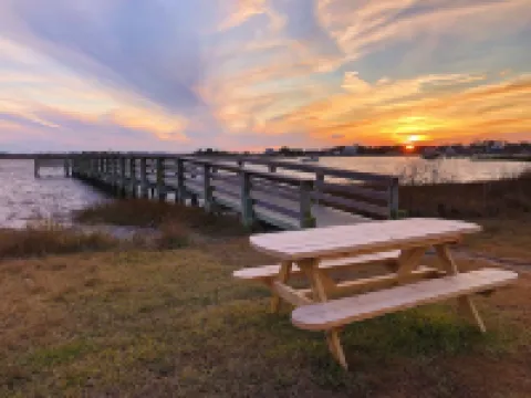 ⛵️Coastal Cottage in Waterfront Neighborhood