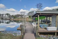 "Sunny Days"-Relaxation for All!*Wifi*4-HDTVs*Open/Cov Dock*Game Rm*Linens Incl*