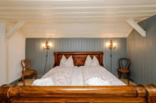 Historic Carlshaus - Secluded Chalet Sorrounded by Nature