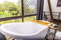 Gorgeous 3 bedroom raked ceiling cabin