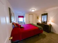 Cow Barn converted into a beautiful spacious home. Hotels in Mount Tabor