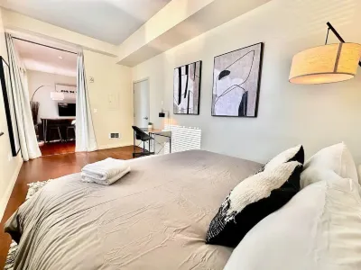 Charming Downtown Seattle Condo with Water Views Hotels in Pike Market District