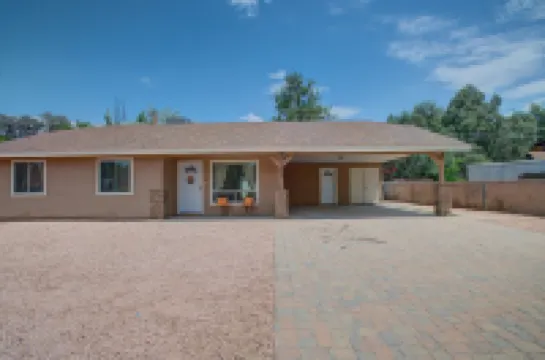 Chic & Serene Family Retreat Ideal Payson Locale