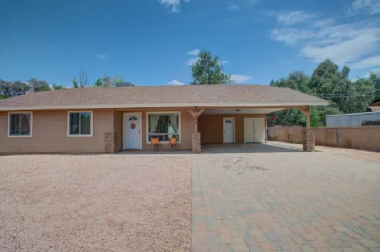 Chic & Serene Family Retreat Ideal Payson Locale