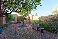 Scottsdale Villa - Spacious Golfing retreat,  4 Private patios,  Pool-Game Room