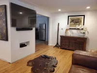 HOT TUB, 420 FRIENDLY, RV PARKING & GREAT LOCATION