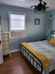 No Cleaning Fee! Whole House and Yard! Short Walk to Downtown and Fairgrounds! - 무료 와이파이
