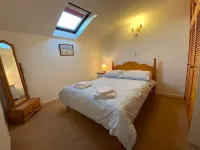 Cottage with games room (near Solva & St.David's)