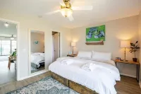 Best view at Carolina Beach ~ Pet Friendly ~ 1bd 1ba ~ Steps from the beach!