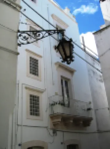 Ancient house with panoramic terrace in the historic center