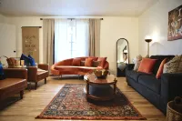 Recently updated home a few minutes from historic downtown Hico! Hotels in Hamilton County