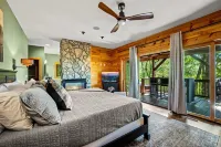 Stunning Views • Hot Tub • Sauna • Theater • Game Rooms • Sleep/Dine 23 •Firepit Hotels in Qualla