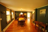 #1 Location for CDP. Fire-pit & Fishing Pond. FUN & Private. 5 bedrooms, 3 baths