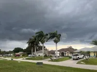 Heavenly Sunshine Hideaway- Spacious, Cozy, VERY Clean, and Quiet Community! Hotels in Sebastian