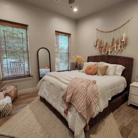 “Lake Escape”- Lake House @ Lake of Arbuckle’s