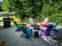 New! Cozy Mountain Retreat Near Pisgah Forest & DownTwn. Pet Friendly/Game Room! Hotels in Brevard