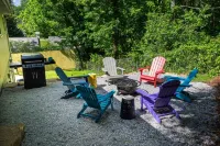 New! Cozy Mountain Retreat Near Pisgah Forest & DownTwn. Pet Friendly/Game Room!