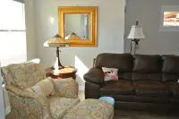 Cozy Bunglow Centrally Located Hotels in Wilbarger County