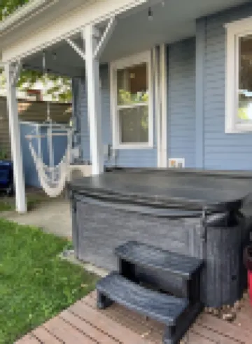 Beautifully renovated 100yr old craftsman home near Stadium District.