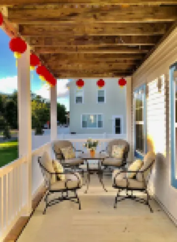 Convenient Beach Home, Beach Access Across Street