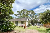 Bellbird Lakeside Cottage