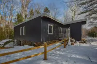 Kilbourne Lodge︙Cozy Mid-Mod︙Near Lifts