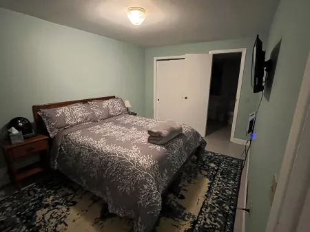 Echo Lake Paradise-Enjoy the views in any season!