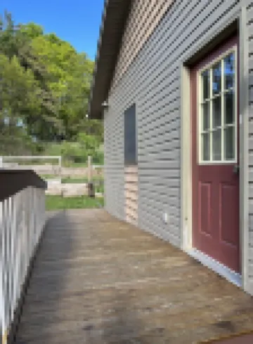 Modern, Huge, Hot Tub, Game Room! <1 Mile from Lk Michigan, Ada & Kid Friendly! 海斯酒店