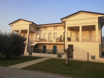 CB House Tuscany Hôtels à proximité de : Piazza Duomo