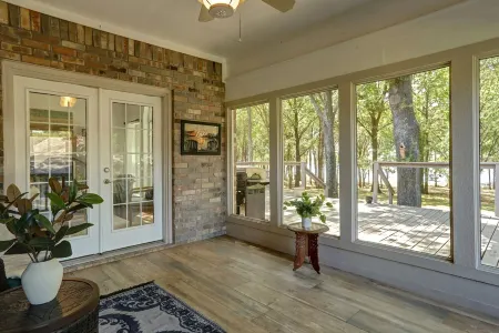 Lake Fork Premium Waterfront Retreat  - Fishing Boating Kayak Boat Dock/Slip