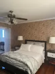 Exclusive use of Second Floor Guest Suite of beautiful Victorian home Hotels near South Market Antiques