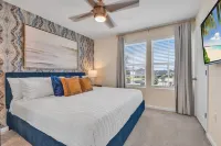 *New Construction Luxury Townhome 3mi to downtown*