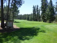 Newly Updated Townhouse, 2 Master Suites, Hot Tub, Bikes Hotels in Sunriver