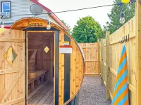 Big Bay Getaway - Outdoor sauna and extra parking for snowmobiles & trailers! Hotels in Powell