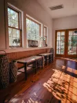Cozy Dog-Friendly Cottage in Heart of Beaufort