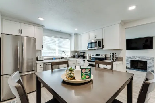 Fully Remodeled 2 Bedroom Home! Fantastic Central Location!