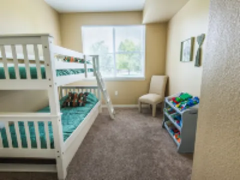 Colorado Rockies 3-Bedroom Retreat Hotels in Longmont