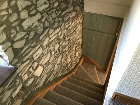 NEW, Quiet rural location, large enclosed garden,log burner, access to Kendal Отели рядом с достопримечательностью «Квакер Тапестри Музеум»