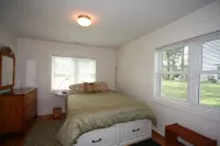 Artists, writers & creative minds  IMAGINE YOUR GETAWAY AT SIMPLICITY COTTAGE