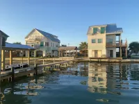 Aransas Channel Dock & Fishing Pier on Harbor Island - Wi-Fi