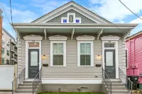 New Orleans Home Two Miles to Bourbon Street Hotels in Mid-City