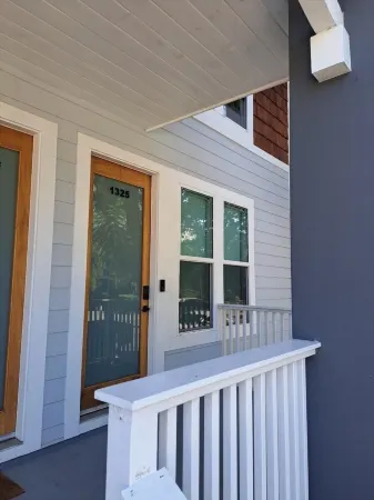 New Spacious 2 Bed 2 Ba Unit Near Disney & John Wayne Airport