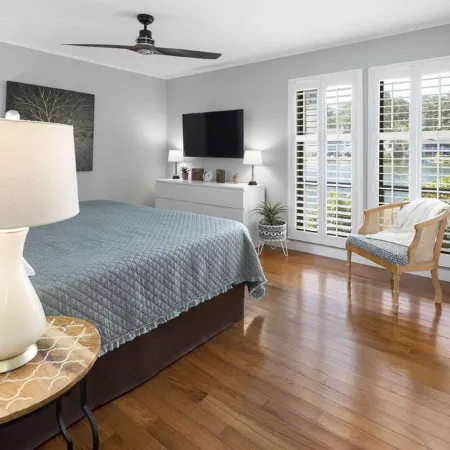 Renovated, Lakefront, Pinehurst #5, Ground Level, 2BR, 2BA, Pool, WiFi, Cable