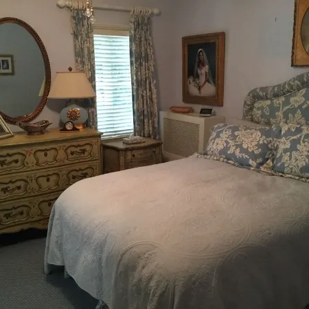 Charming High Point Historical Home only minutes from HPU and Furniture Market