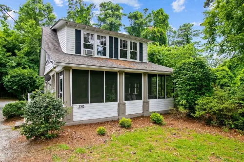 Historic Hidden Gem - Downtown Southern Pines - 4 estrellas