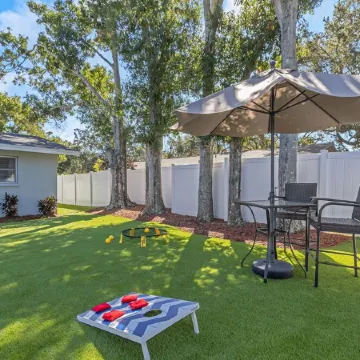 NEW! Heated Pool w/ Tanning Shelf, 4 Min To Beach! Pet-Friendly!