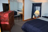 Cody Farms - Private Spacious 1 Bedroom Apartment Saratoga Monument 주변 호텔