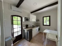 Apartement Avec Terrasse A 10 MN DES Plages A Pieds